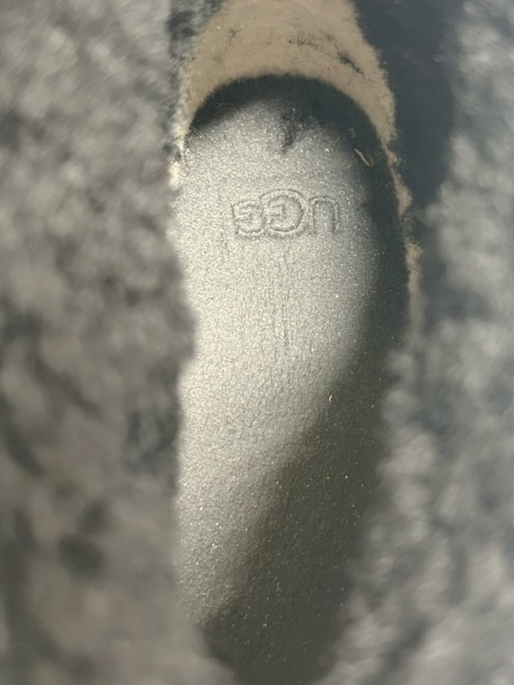 UGG black suede Slip-On boots - Picture 5 of 7